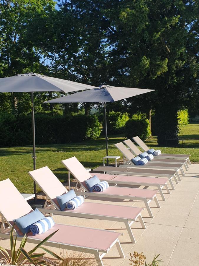 Domaine De Bourgville Monts-sur-Guesnes Eksteriør billede